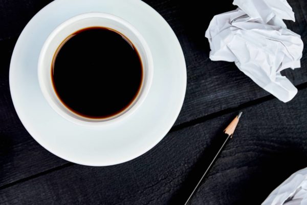 ¿Por qué los estudiantes toman café? - Las propiedades del café